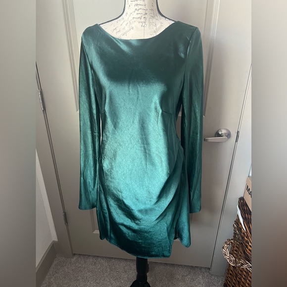 Hello Molly Expressed Permission Dress FOREST GREEN - Picture 4 of 11